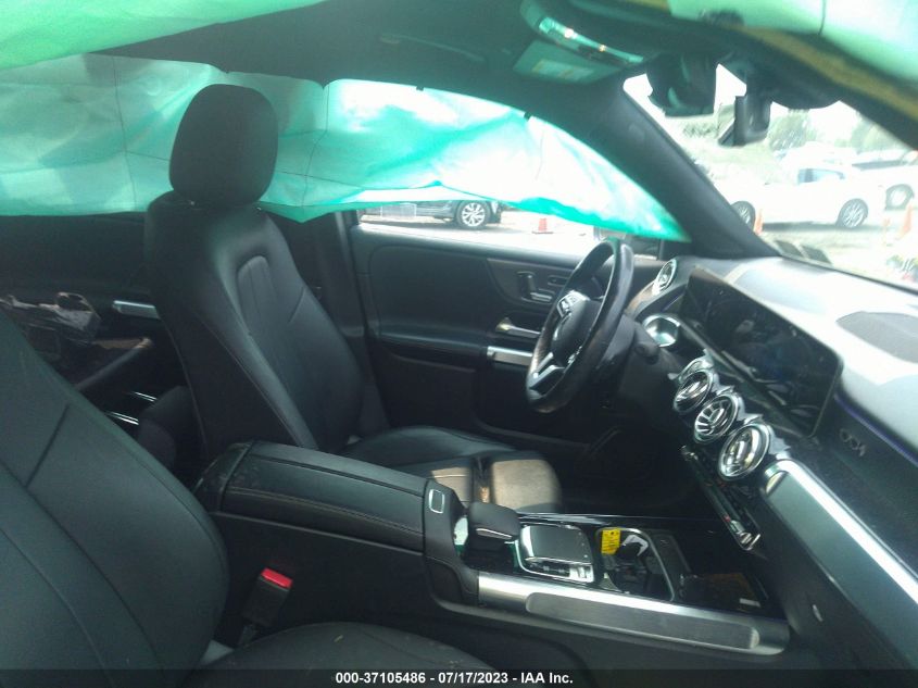 2020 MERCEDES-BENZ GLB GLB 250 W1N4M4HB1LW018438