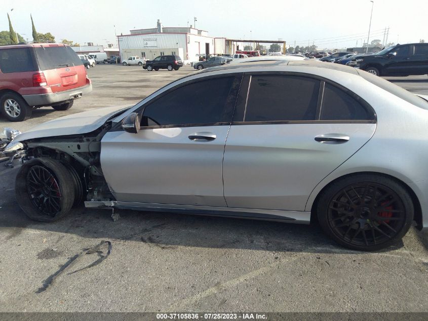 2016 MERCEDES-BENZ C-CLASS AMG C 63 S - 55SWF8HBXGU100498
