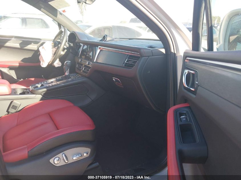 2021 PORSCHE MACAN GTS - WP1AG2A5XMLB50738