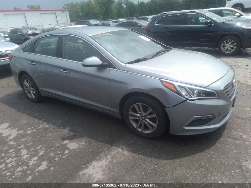 2015 HYUNDAI SONATA 2.4L SE - 5NPE24AF4FH061924