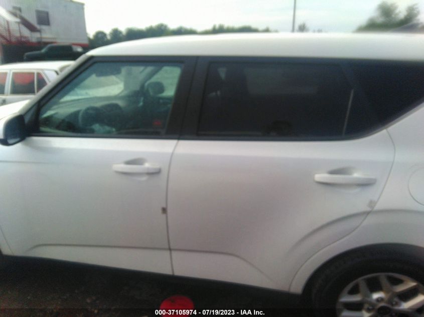 2021 KIA SOUL S - KNDJ23AU9M7751970