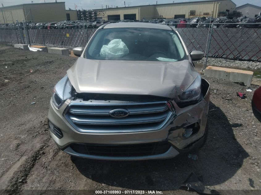 2017 FORD ESCAPE SE - 1FMCU0GD6HUD58259