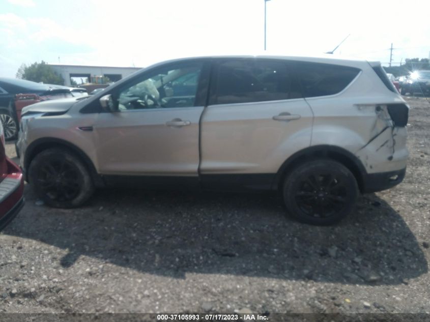 2017 FORD ESCAPE SE - 1FMCU0GD6HUD58259