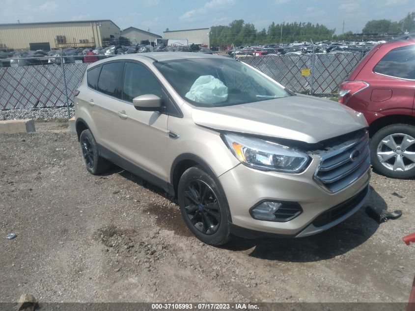 2017 FORD ESCAPE SE - 1FMCU0GD6HUD58259