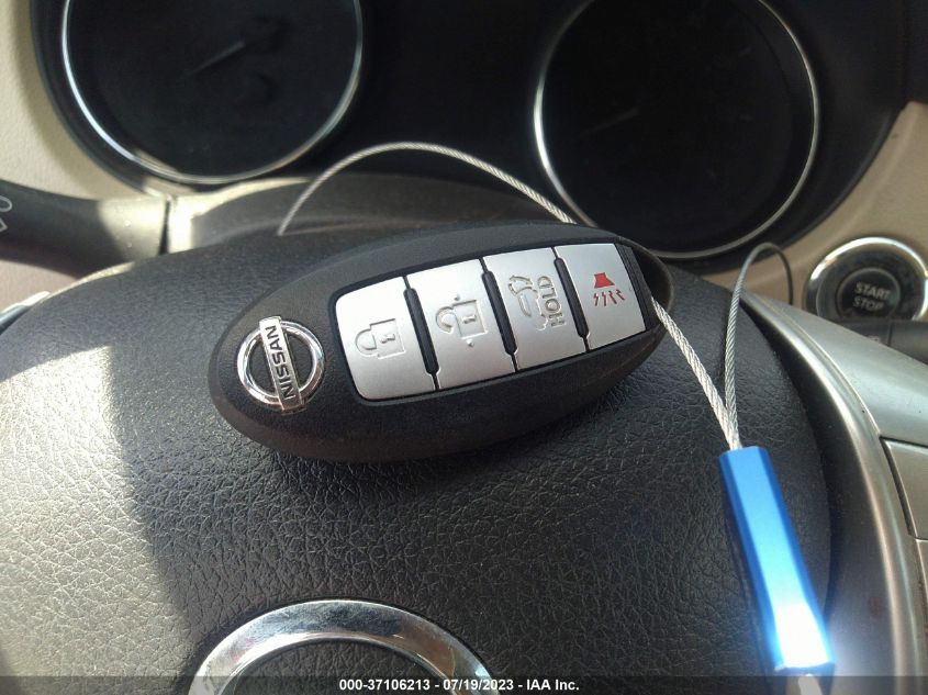 2016 NISSAN ROGUE SL - 5N1AT2MT3GC751335
