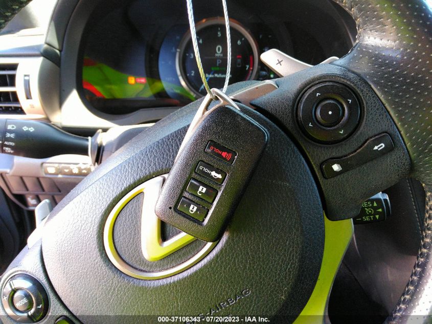 2014 LEXUS IS 250 - JTHBF1D20E5038460