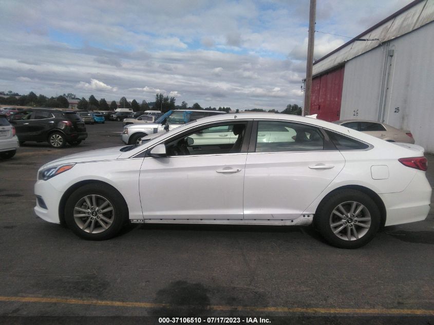 2016 HYUNDAI SONATA 2.4L SE - 5NPE24AF5GH339098