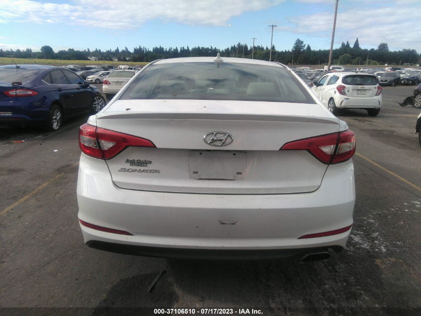 2016 HYUNDAI SONATA 2.4L SE - 5NPE24AF5GH339098