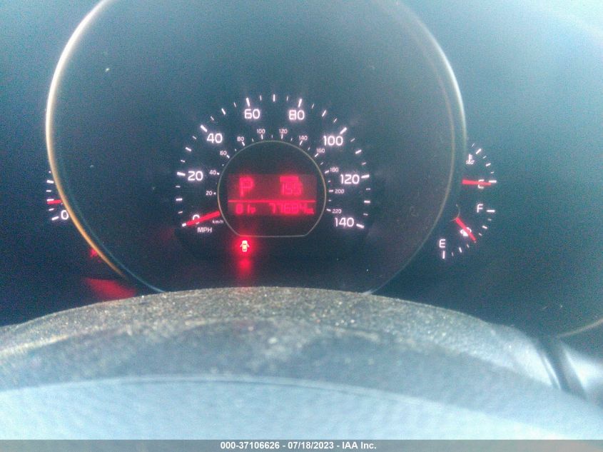 2017 KIA SOUL + - KNDJP3A58H7496132