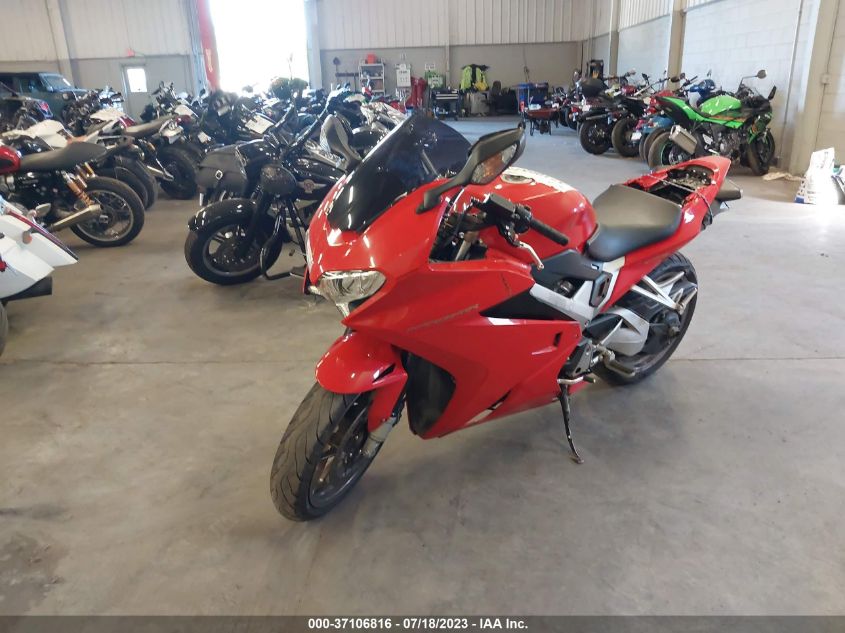 2014 HONDA VFR800 F JH2RC7918EK000883