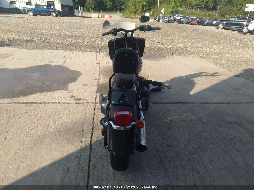2018 HARLEY-DAVIDSON FLHCS HERITAGE CLASSIC 114 1HD1YBK17JC047085