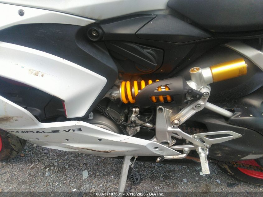 2021 DUCATI PANIGALE V2 - ZDMHAATWXMB003492