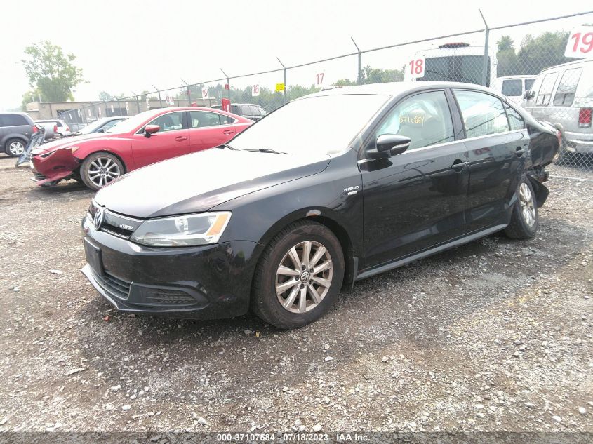 2013 VOLKSWAGEN JETTA SEDAN HYBRID SE - 3VW637AJ3DM311682