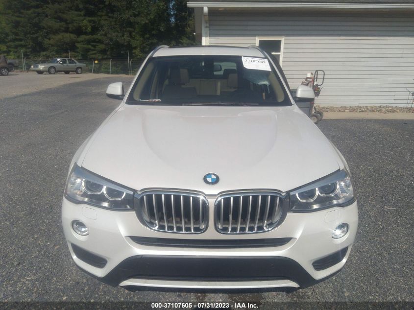 5UXWY3C52G0N86768 2016 BMW X3, photo no. 12