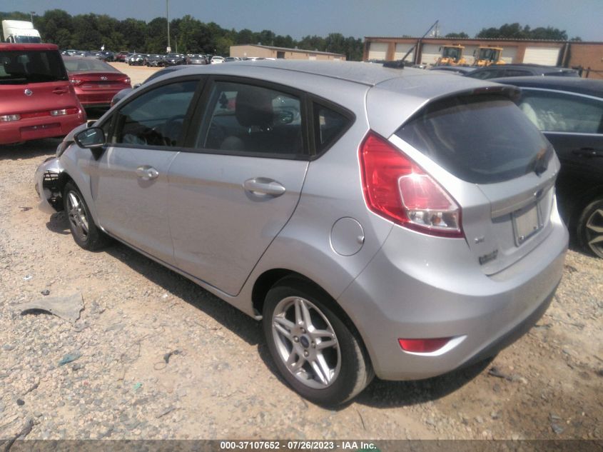 3FADP4EJ9KM100951 Ford Fiesta SE 3