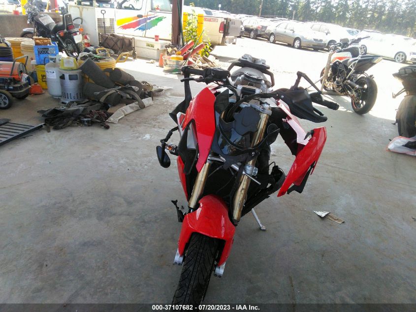 2020 BMW S 1000 XR - WB10E4307LZJ83642