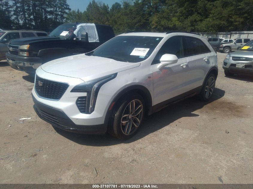 1GYFZER49LF081031 Cadillac XT4 FWD SPORT 2