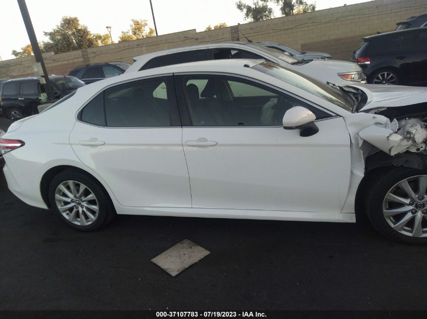 2018 TOYOTA CAMRY LE/SE/XLE/L - JTNB11HK0J3068215