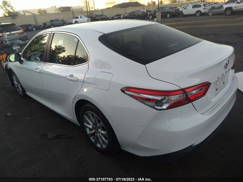 2018 TOYOTA CAMRY LE/SE/XLE/L - JTNB11HK0J3068215