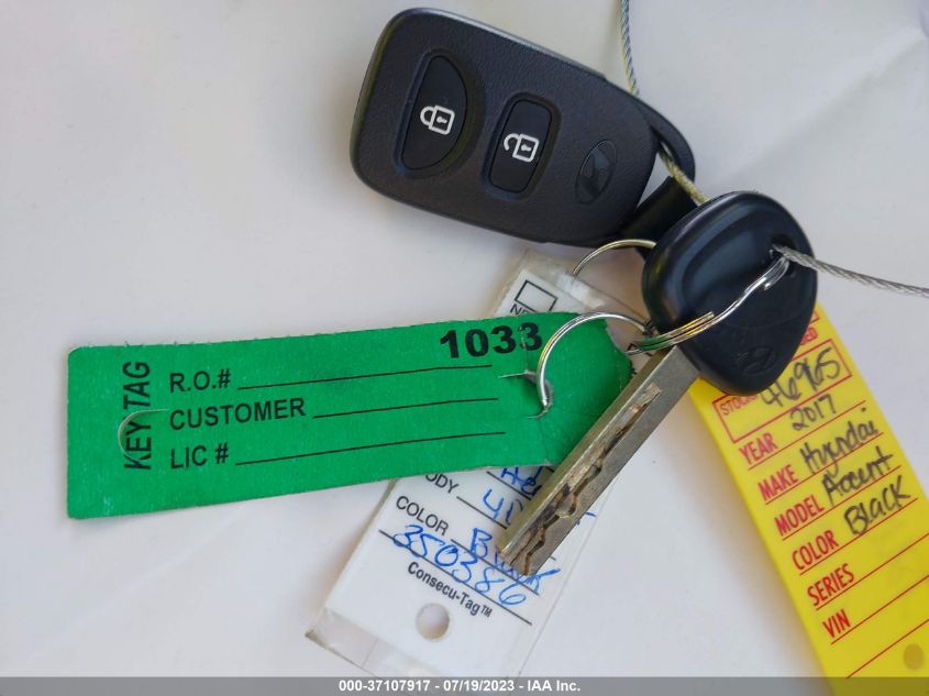 2017 HYUNDAI ACCENT SE - KMHCT4AE1HU350386