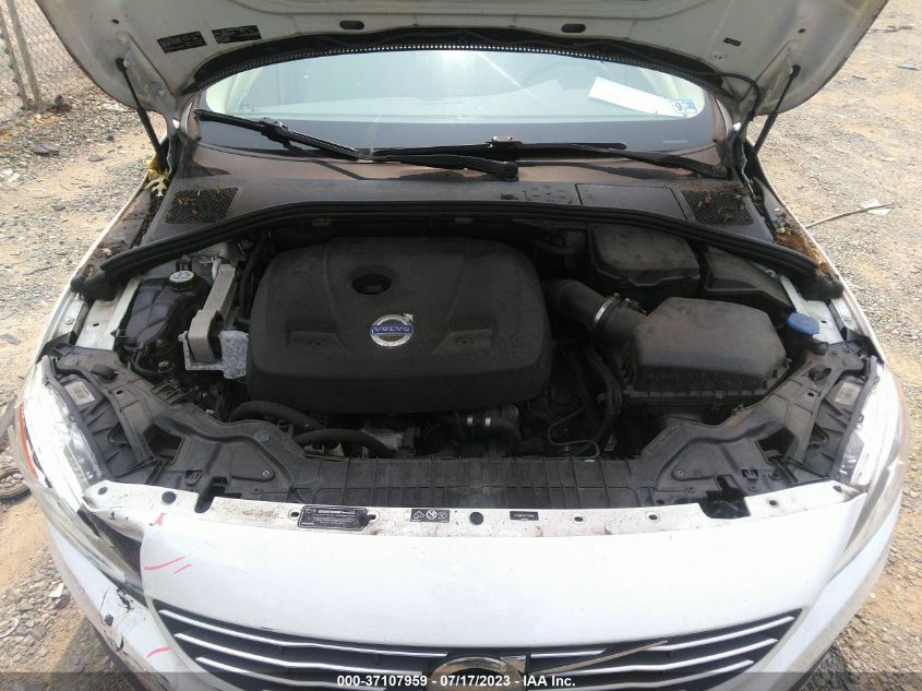 2015 VOLVO S60 T5 DRIVE-E PREMIER - YV126MFBXF2300854