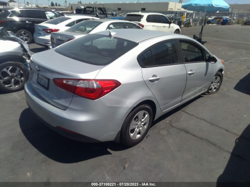 2016 KIA FORTE LX - KNAFK4A61G5589844