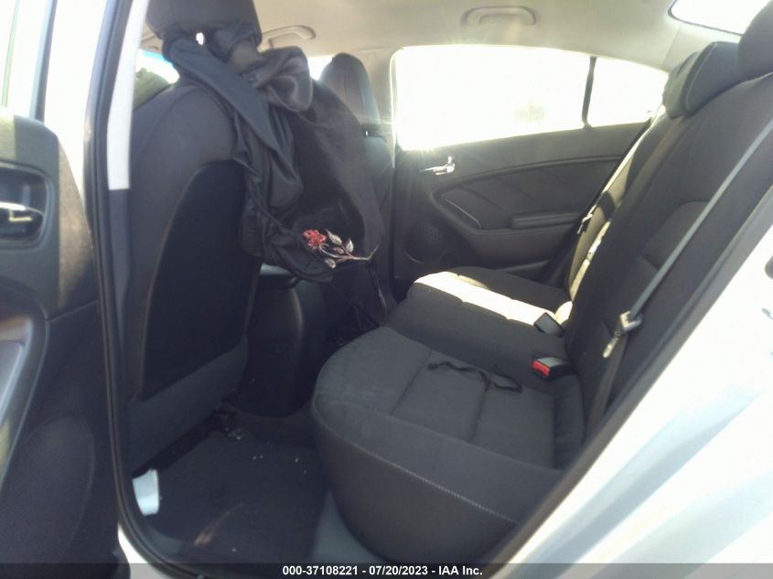 2016 KIA FORTE LX - KNAFK4A61G5589844