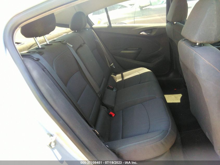2018 CHEVROLET CRUZE LT - 1G1BE5SM6J7161896