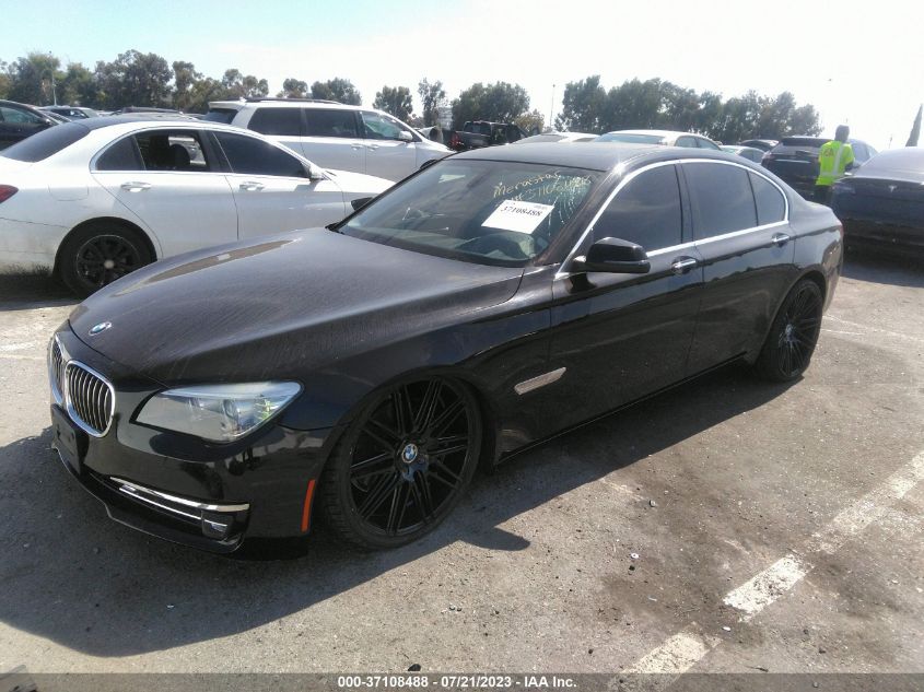 2013 BMW 7 SERIES 740I - WBAYA6C52DC994937