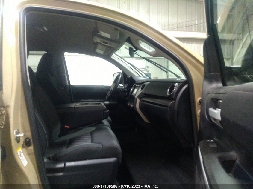 2019 TOYOTA TUNDRA 4WD SR/SR5 - 5TFCY5F13KX025469