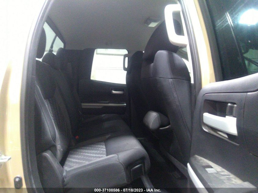 2019 TOYOTA TUNDRA 4WD SR/SR5 - 5TFCY5F13KX025469