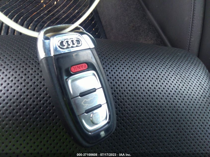 2013 AUDI A8 3.0L - WAUAGAFD1DN000689