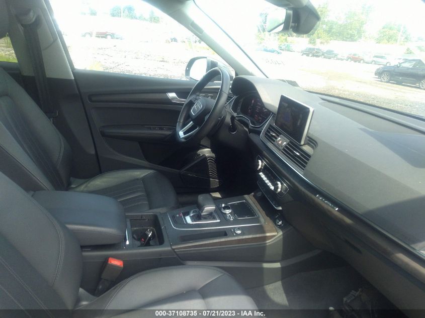 WA1BNAFY2L2016278 2020 AUDI Q5, photo no. 5