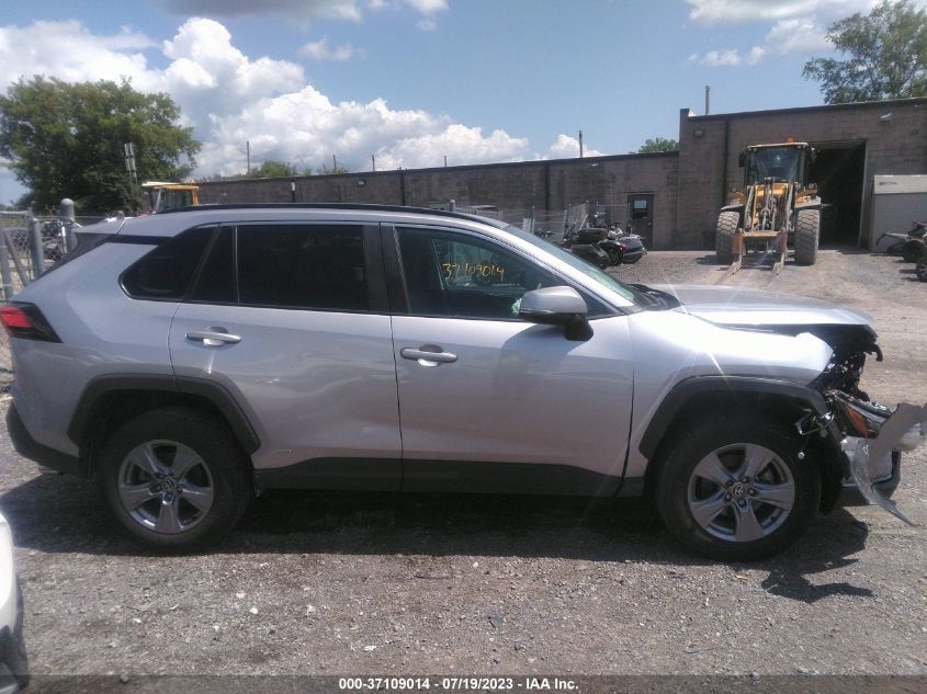 2022 TOYOTA RAV4 XLE - 4T3RWRFV2NU080336