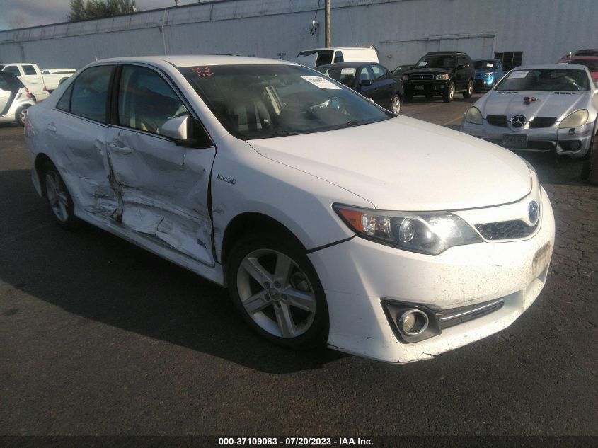 2014 TOYOTA CAMRY HYBRID LE/XLE/SE LIMITED EDITION - 4T1BD1FK0EU131470
