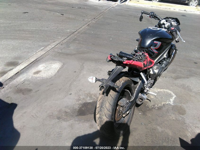 2022 TRIUMPH MOTORCYCLE STREET TRIPLE R (LRH) SMTA544D4NTAZ0063