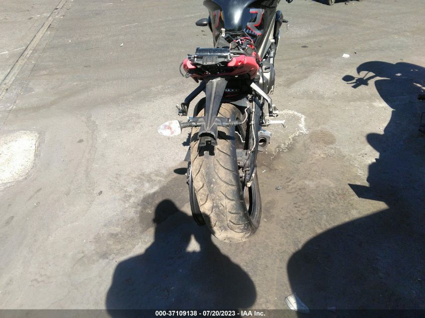2022 TRIUMPH MOTORCYCLE STREET TRIPLE R (LRH) SMTA544D4NTAZ0063