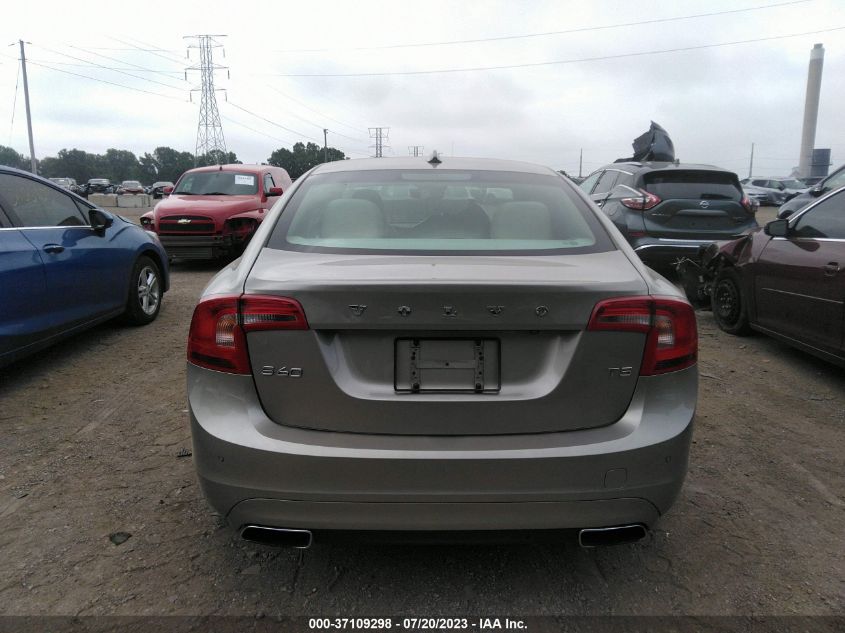 2015 VOLVO S60 T5 DRIVE-E PREMIER - YV140MFK6F2334929
