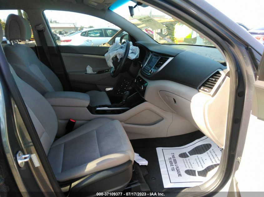 2017 HYUNDAI TUCSON SPORT - KM8J33A23HU535868