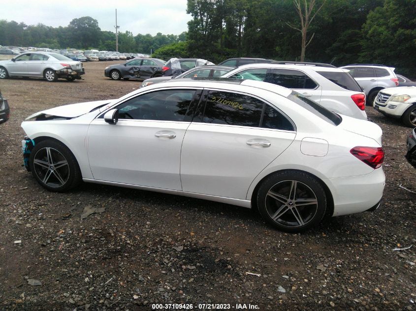 2019 MERCEDES-BENZ A-CLASS A 220 WDD3G4FB7KW000723