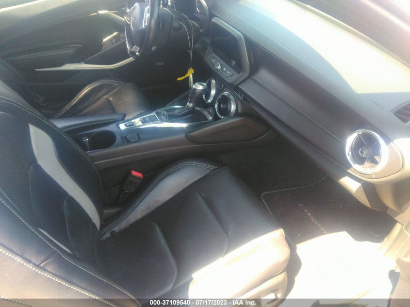 2017 CHEVROLET CAMARO 2LT - 1G1FD1RS5H0107025
