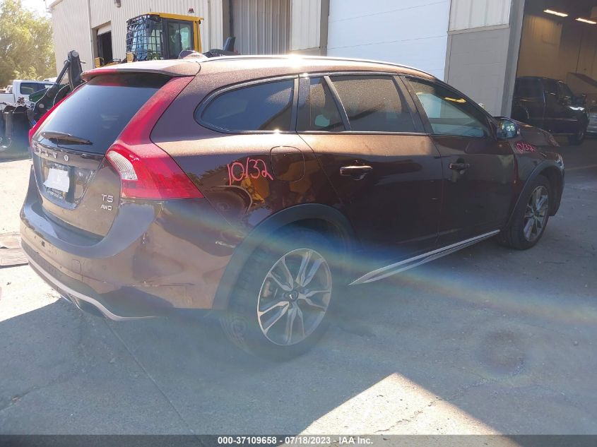 2017 VOLVO V60 CROSS COUNTRY YV440MWK2H1038284