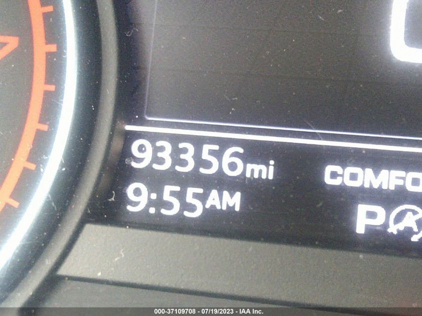 2017 AUDI A4 PREMIUM - WAUANAF47HN043994