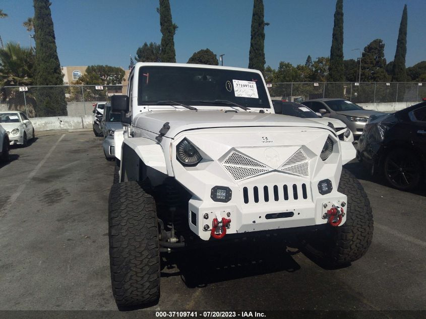 2014 JEEP WRANGLER UNLIMITED SPORT - 1C4HJWDG9EL235366