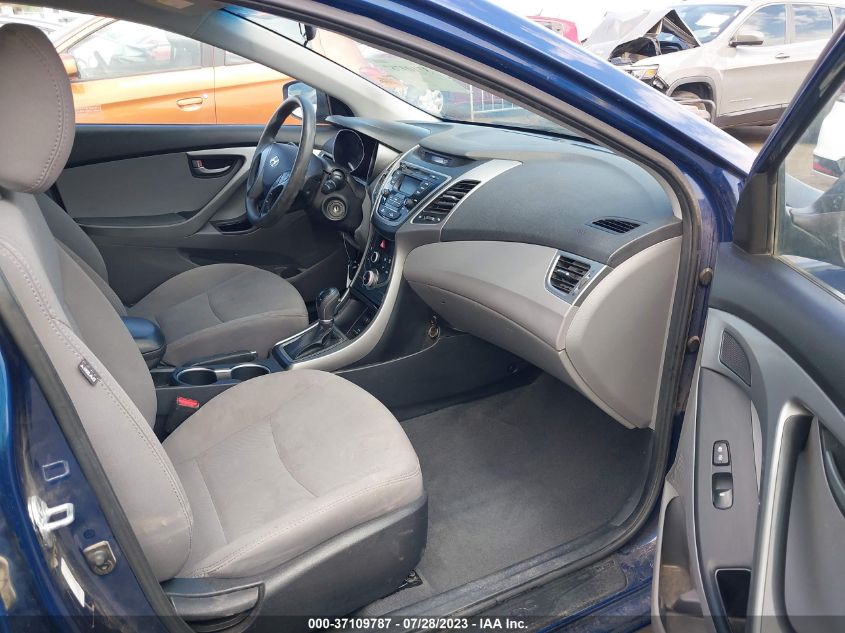 2016 HYUNDAI ELANTRA SE - 5NPDH4AE3GH696006