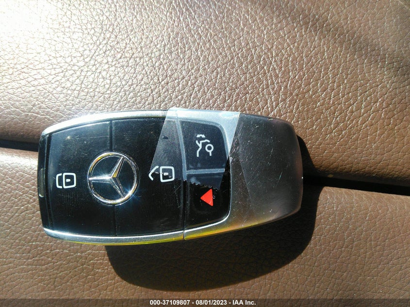 VIN WDDZF4JB8HA158546 2017 MERCEDES-BENZ E-CLASS E 300