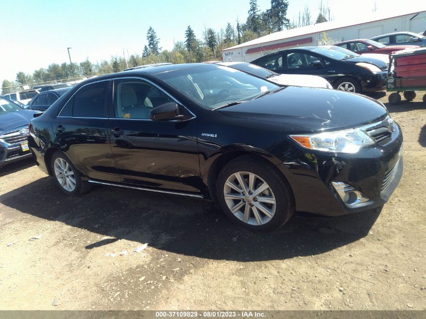 2014 TOYOTA CAMRY HYBRID LE/XLE/SE LIMITED EDITION - 4T1BD1FK0EU114037