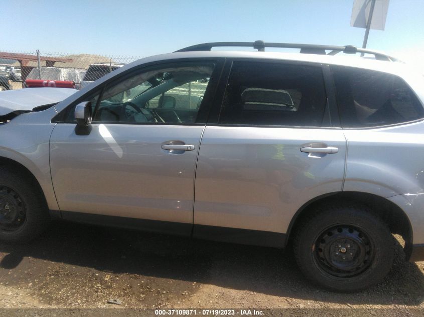 2017 SUBARU FORESTER PREMIUM - JF2SJAEC5HH412752