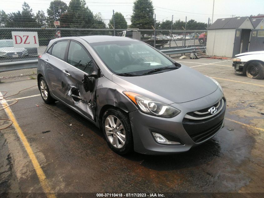 2014 HYUNDAI ELANTRA GT - KMHD35LH2EU209503