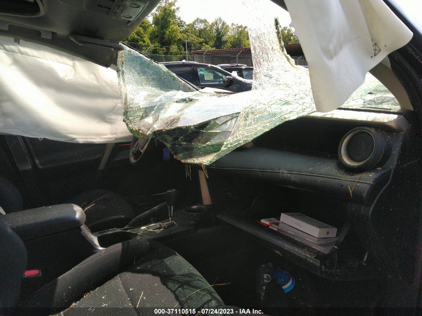 2015 TOYOTA RAV4 XLE - 2T3WFREV6FW218238